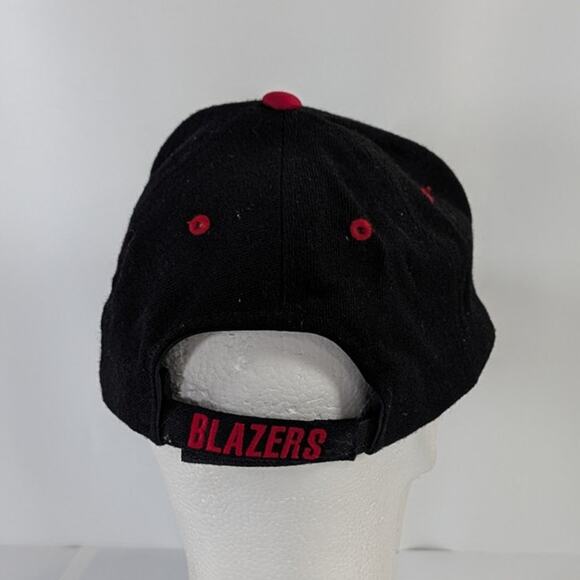Nike Portland Trail Blazers Embroidered Logo Wool Strapback Cap Hat OS Black - Picture 5 of 8